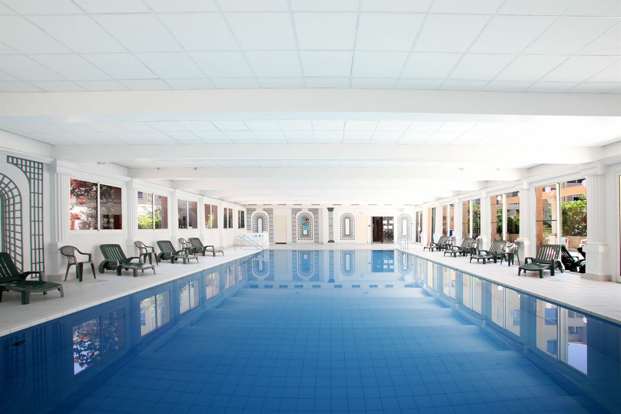 Hotel Helios & Spa - Ile Des Embiez Сис-Фур-Ле-Пляж Экстерьер фото